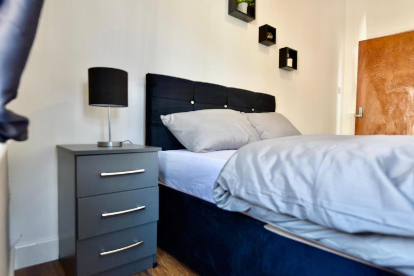 Come On In Lucas Street Newport Train Station Sleep Upto 8 Villa Cameră foto