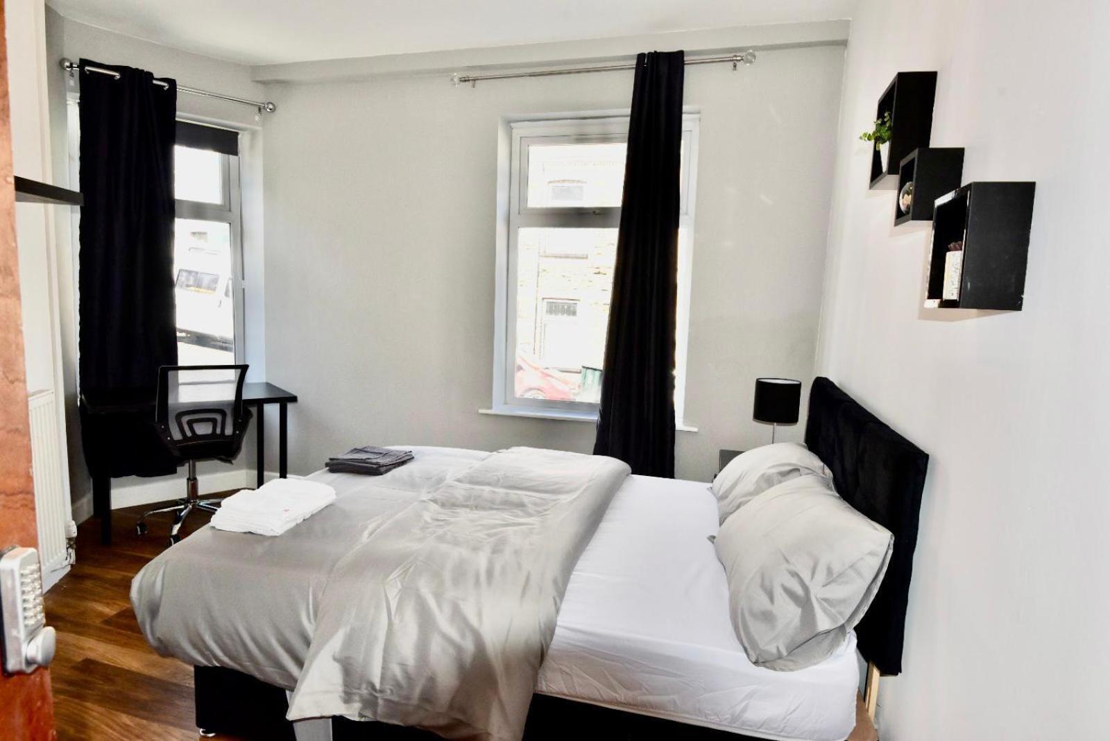 Come On In Lucas Street Newport Train Station Sleep Upto 8 Villa Cameră foto