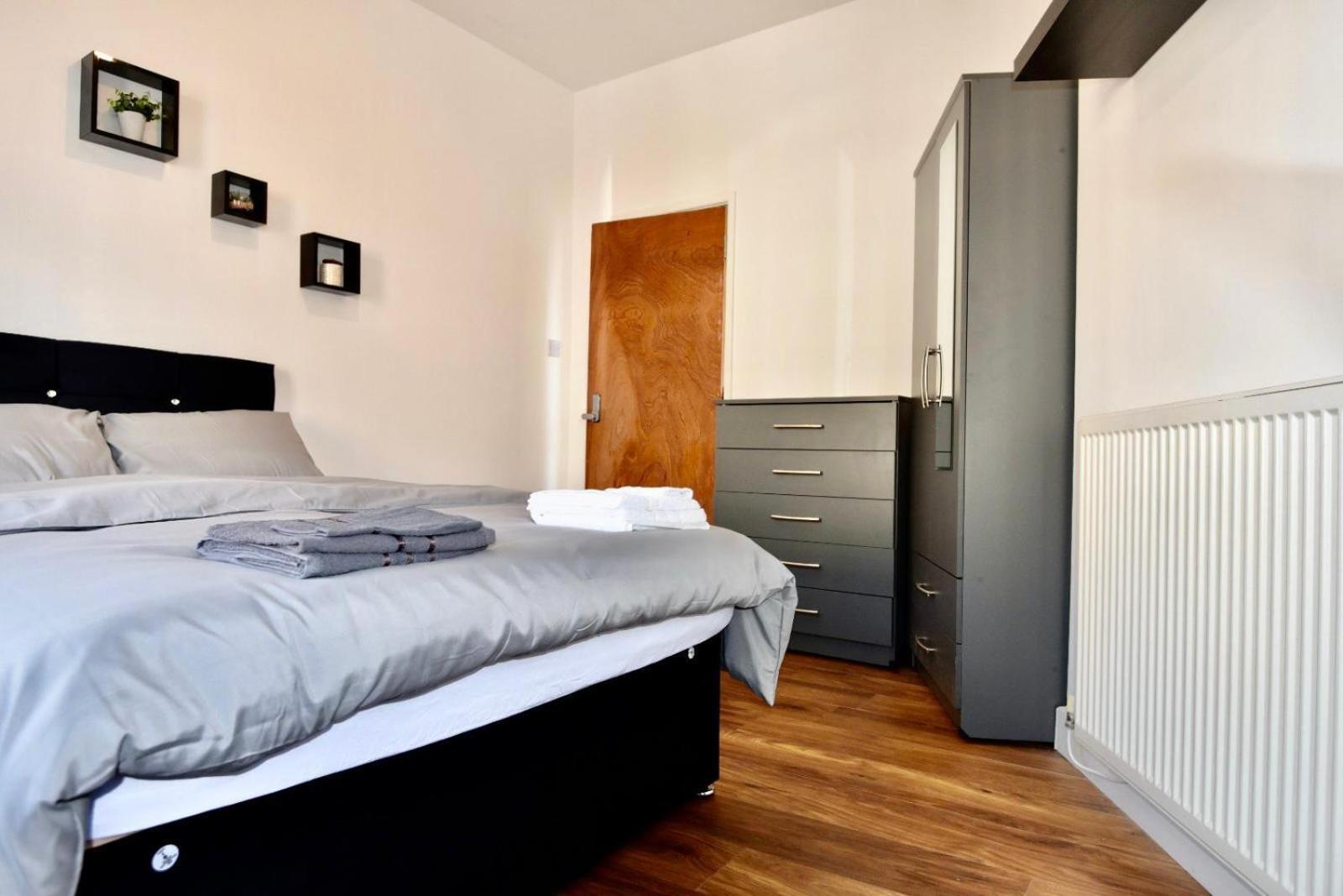 Come On In Lucas Street Newport Train Station Sleep Upto 8 Villa Cameră foto
