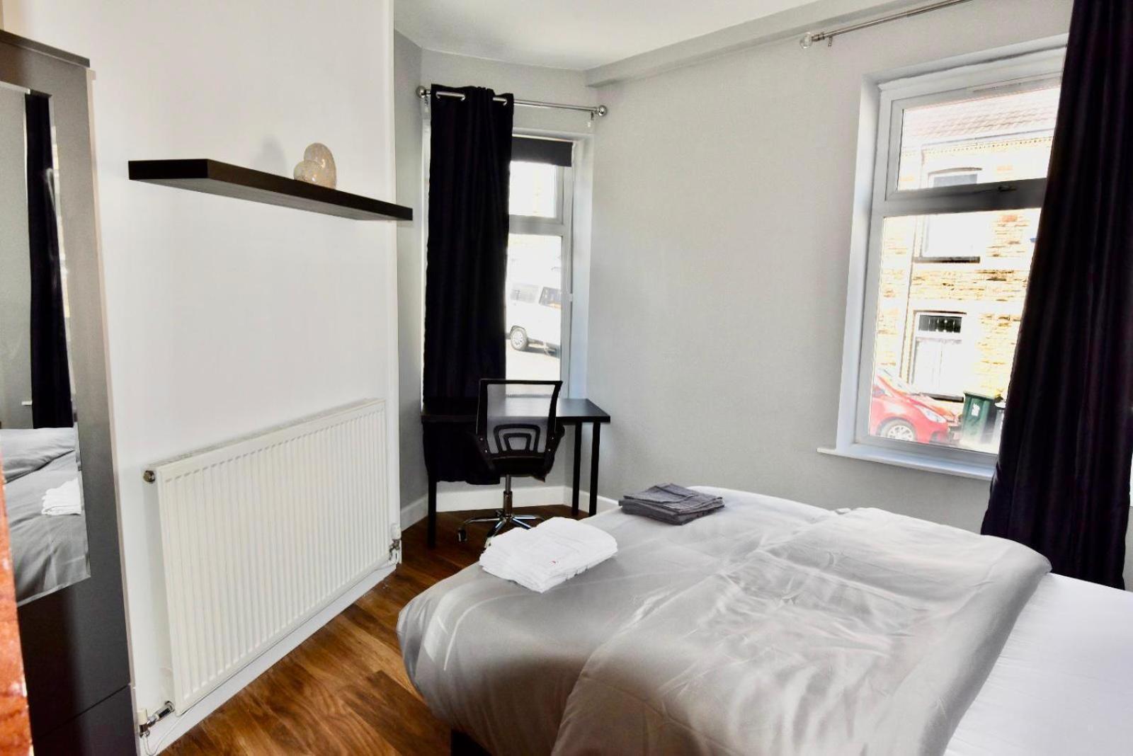 Come On In Lucas Street Newport Train Station Sleep Upto 8 Villa Cameră foto